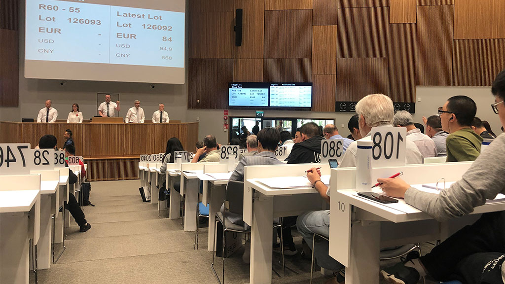 Saga Furs Auction bans plastic bottles