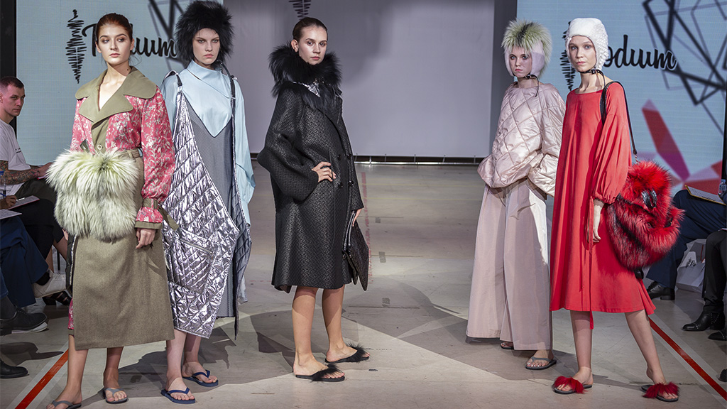 Alina Syrykh Podium 2019 collection